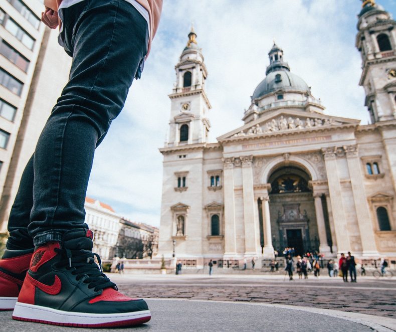 Editorial: Footshop meets Budapest
