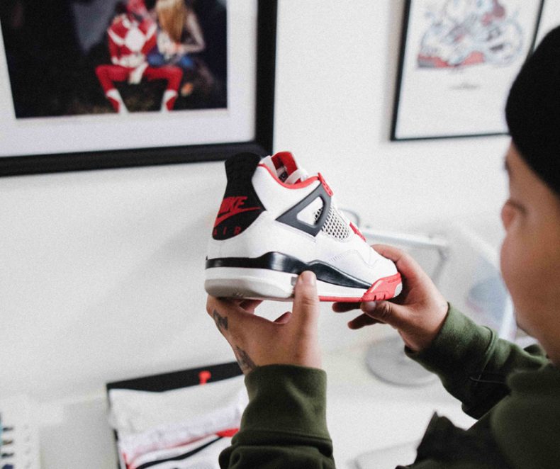 Editorial: Air Jordan 4 Fire Red